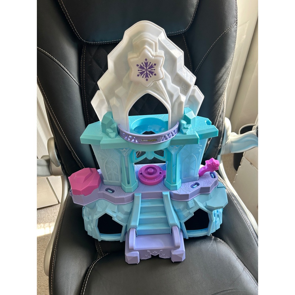 Fisher-Price Little People Disney Frozen Elsa Ice Palace Lights Sounds GHP61